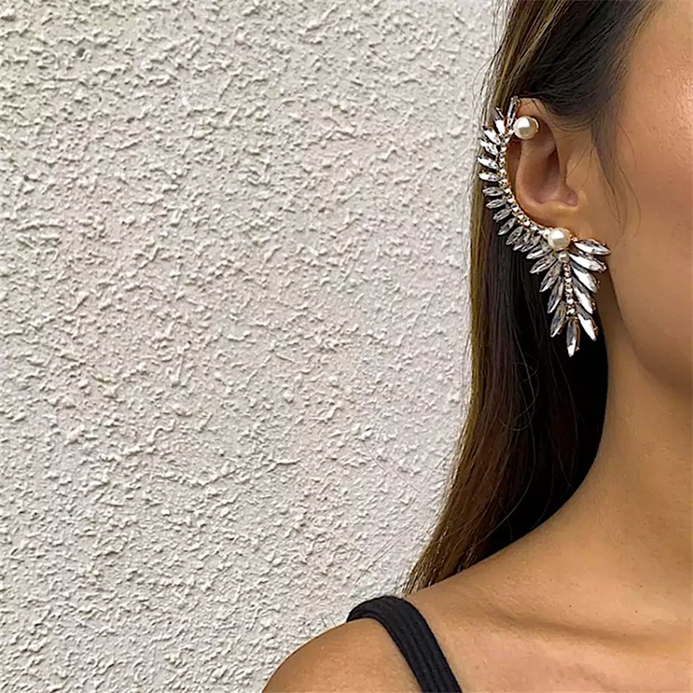 ⚜️𝟯𝟬%𝗢𝗙𝗙 𝗯𝘂𝗻𝗱𝗹𝗲𝘀 𝟯+⚜️ NEW Rhinestone Pearl Crawler Earring - Picture 3 of 8